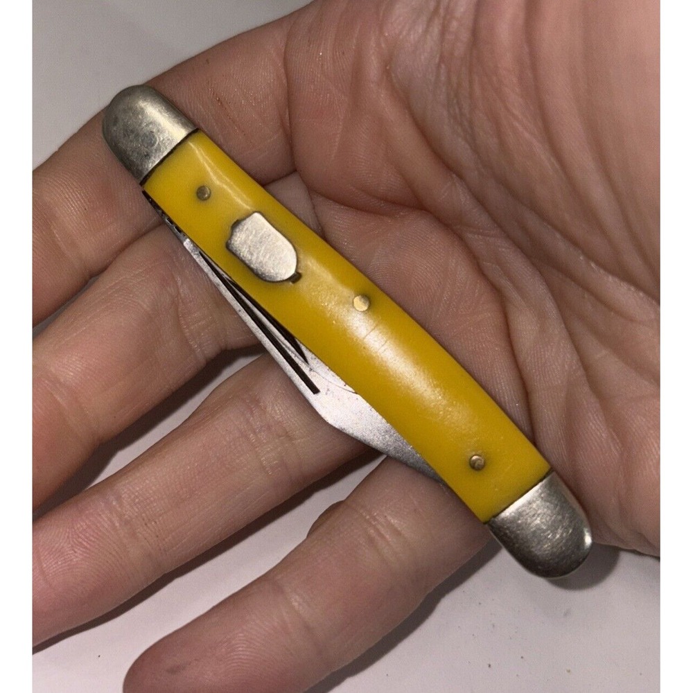 American KNIFE Company - YELLOW‎ DOUBLE BLADE - 4 1/2" LONG WITH OPEN BLADE